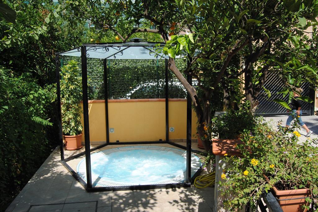 Residence Villa Il Glicine Таормина Екстериор снимка